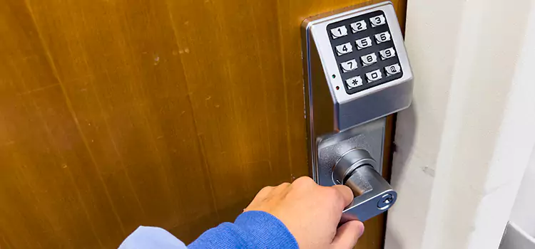 Why Choose Us for Your Keypad Lock Needs in Champaign, IL?